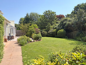 Photo 21- click for photo gallery